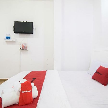 Reddoorz Plus Near Tan Dinh Market Ciudad Ho Chi Minh  Exterior foto